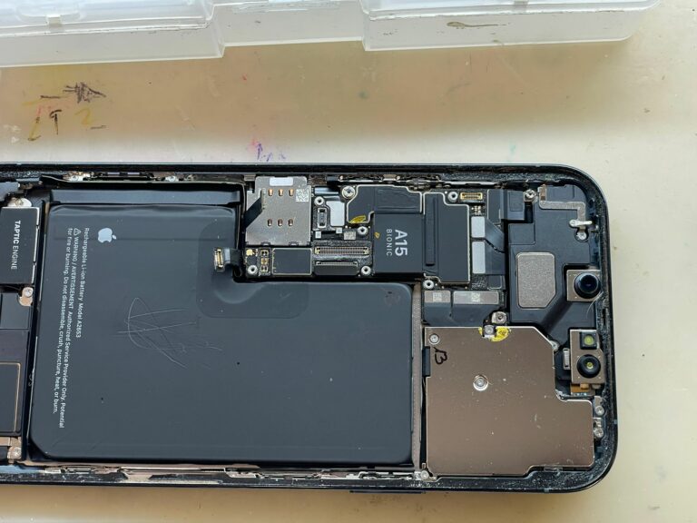 Reparación de móviles en Vélez-Málaga: guía completa para 2026